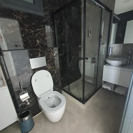 Luxury W Pool Near In Kyrenia