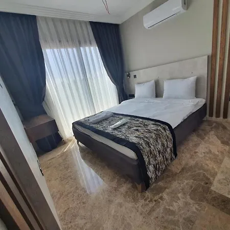 Hotel Luxury W Pool Near In Kyrenia